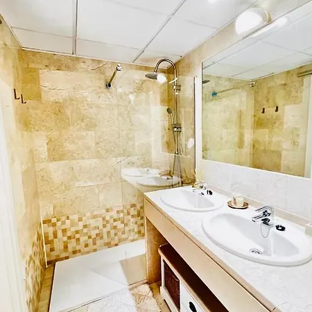 Estrella Albir Lujo Apartment